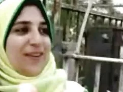 Bir adam türk evde gizli çekim ve 4 seksi kız L7