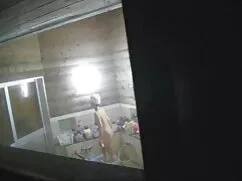 2 siyah adam ile ev yapımı amatör porno karısı